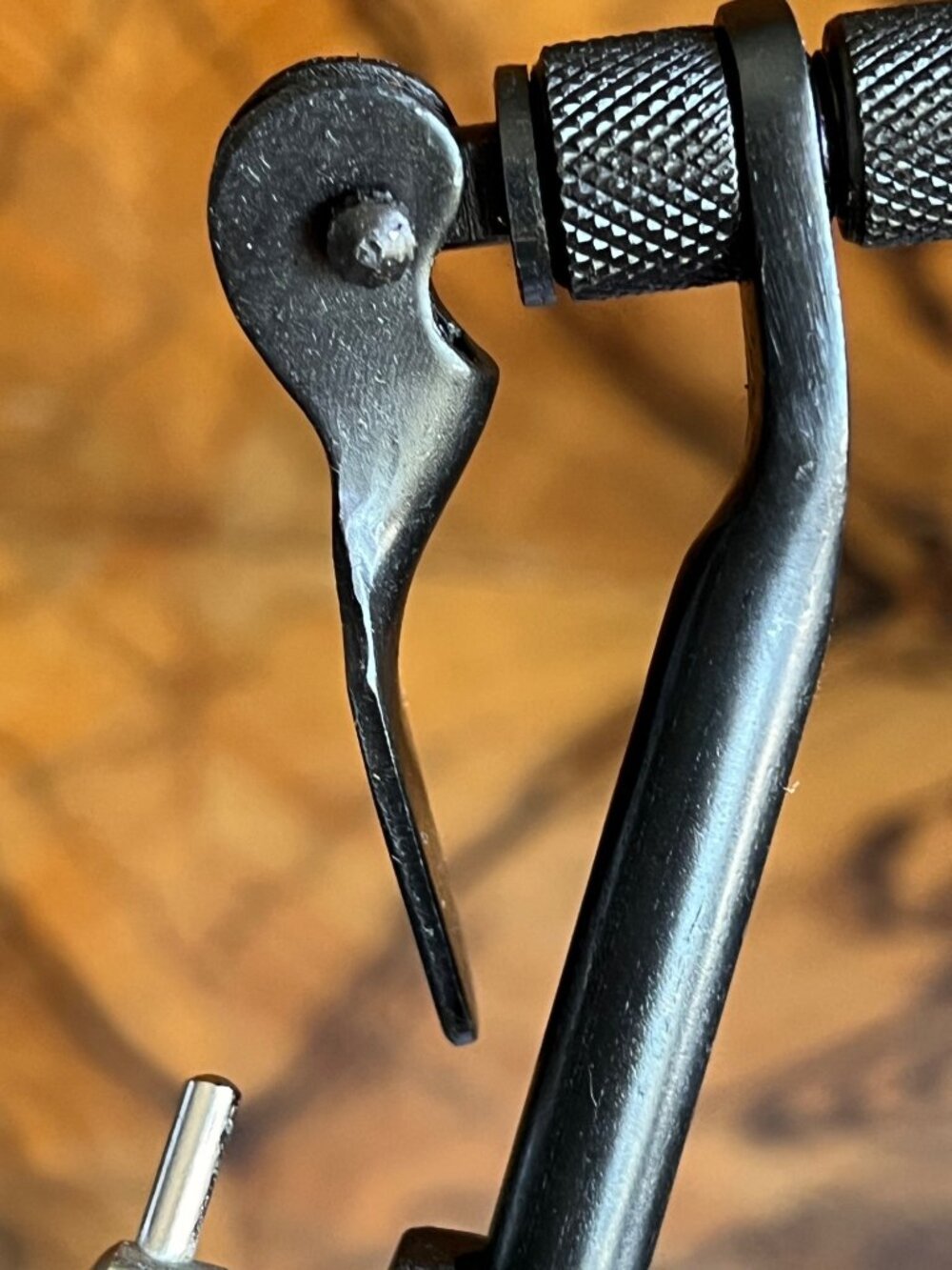 Fly Tying Clamp Vice For Fishing Hooks Adjustable Durable Metal Black Finish - Picture 5 of 8